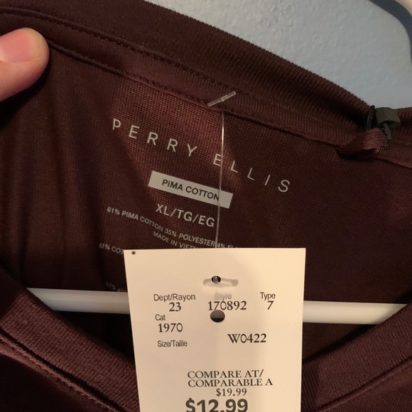 Men’s V neck t shirt - Picture 2 of 2